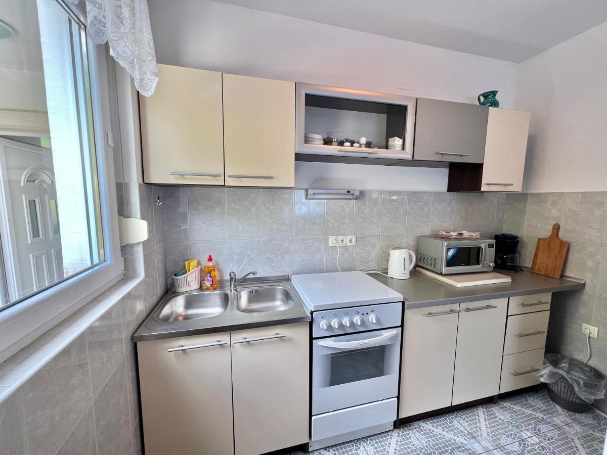 Apartmani Marija Драмаль Экстерьер фото