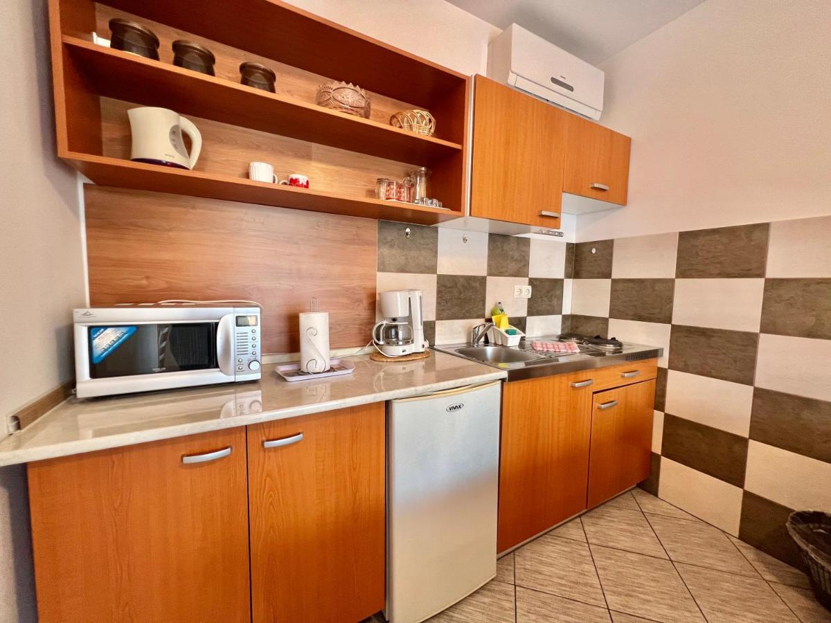 Apartmani Marija Драмаль Экстерьер фото