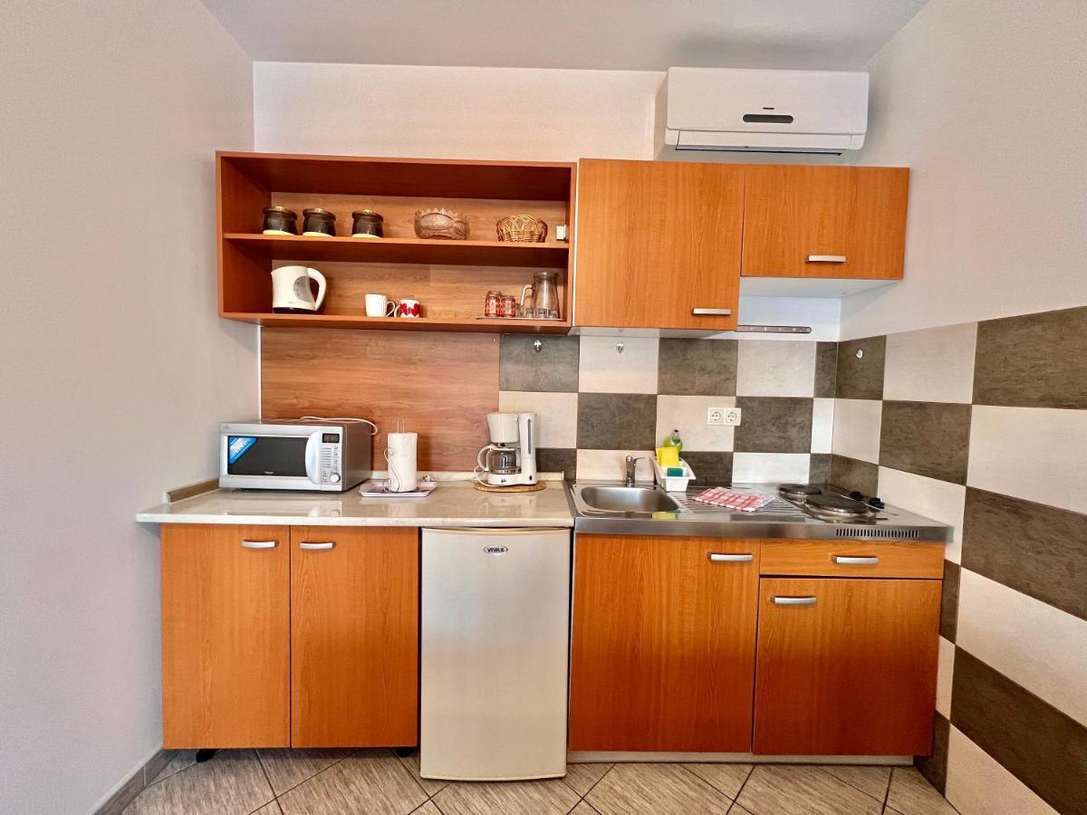 Apartmani Marija Драмаль Экстерьер фото